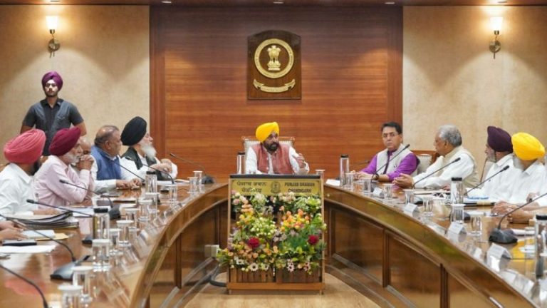 पंजाब के मुख्यमंत्री भगवंत मान का बच्चों को संदेश, नशे के गीत गाने वाले सिंगर्स को रोल मॉडल न बनने दें