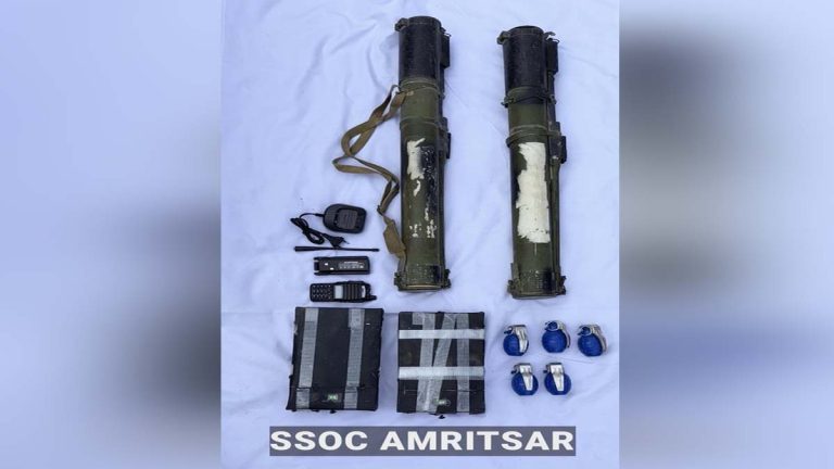 Amritsar Police और केंद्रीय एजेंसियों का संयुक्त अभियान, SBS Amritsar के पास जंगलों में मिले घातक हथियार