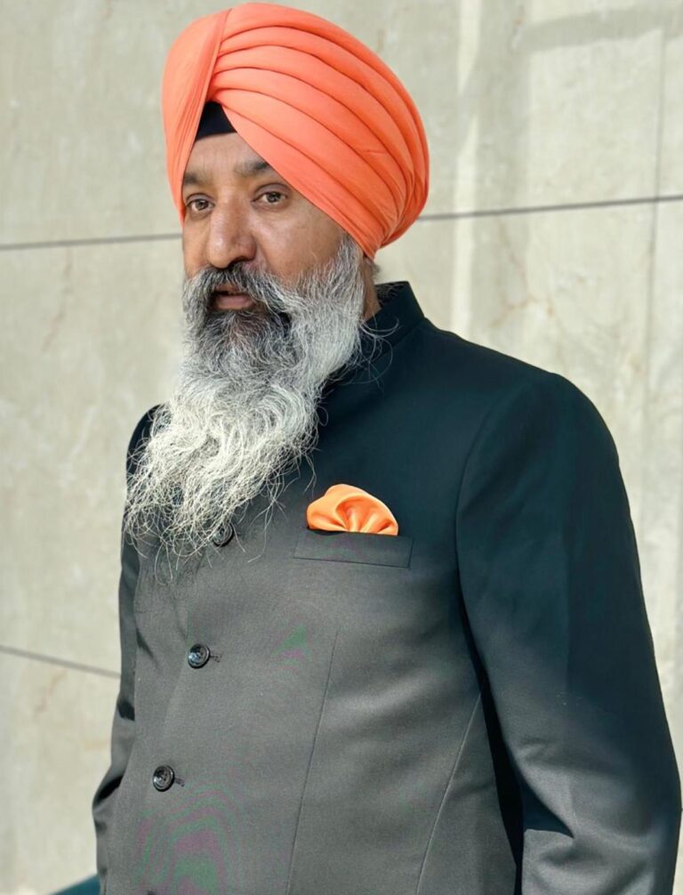 ਕੈਨੇਡਾ ਦੇ ਸ਼ਹਿਰ ਮੋਂਟਰਿਅਲ ਵਿੱਚ ਸ਼੍ਰੋਮਣੀ ਅਕਾਲੀ ਦਲ ਵਫਦ ਪਹੁੰਚਣ ਤੇ ਨਿੱਘਾ ਸਵਾਗਤ ਕੀਤਾ ਜਾਵੇਗਾ। ਪੰਜਾਬ ਵਿੱਚ ਮੁੜ ਅਕਾਲੀ ਦਲ ਦੀ ਸਰਕਾਰ 2027 ਵਿੱਚ ਬਣਨ ਜਾ ਰਹੀ ਹੈ ਸਰਬਦੀਪ ਸਿੰਘ ਬਾਠ